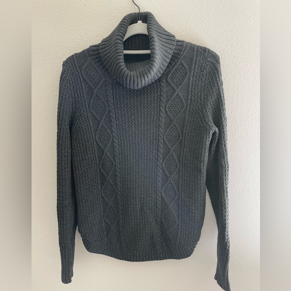 Banana Republic sweater